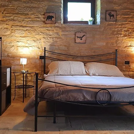 Alpaca Mundi Farm Country house Pianello (Marche)